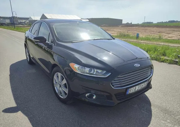 Ford Fusion cena 48000 przebieg: 168000, rok produkcji 2015 z Łapy małe 37